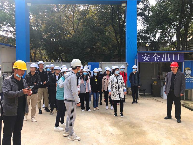 華科大校醫(yī)院改擴(kuò)建項目獲校方贊譽